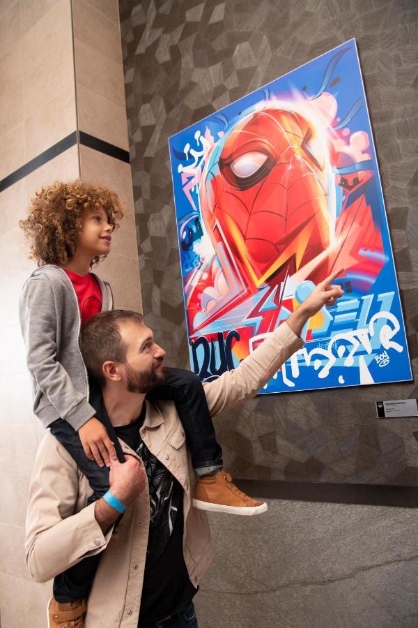 Disney Hotel New York - The Art Of Marvel Шессі Екстер'єр фото
